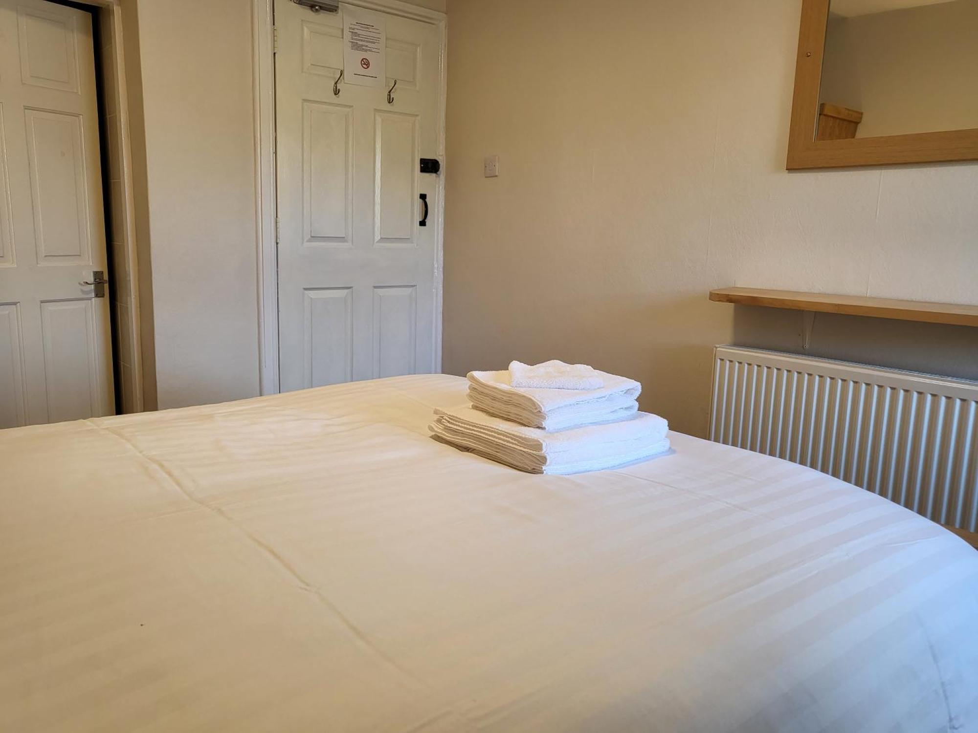 The Bay House Lake View Guest House - Adults Only Bowness-on-Windermere Szoba fotó