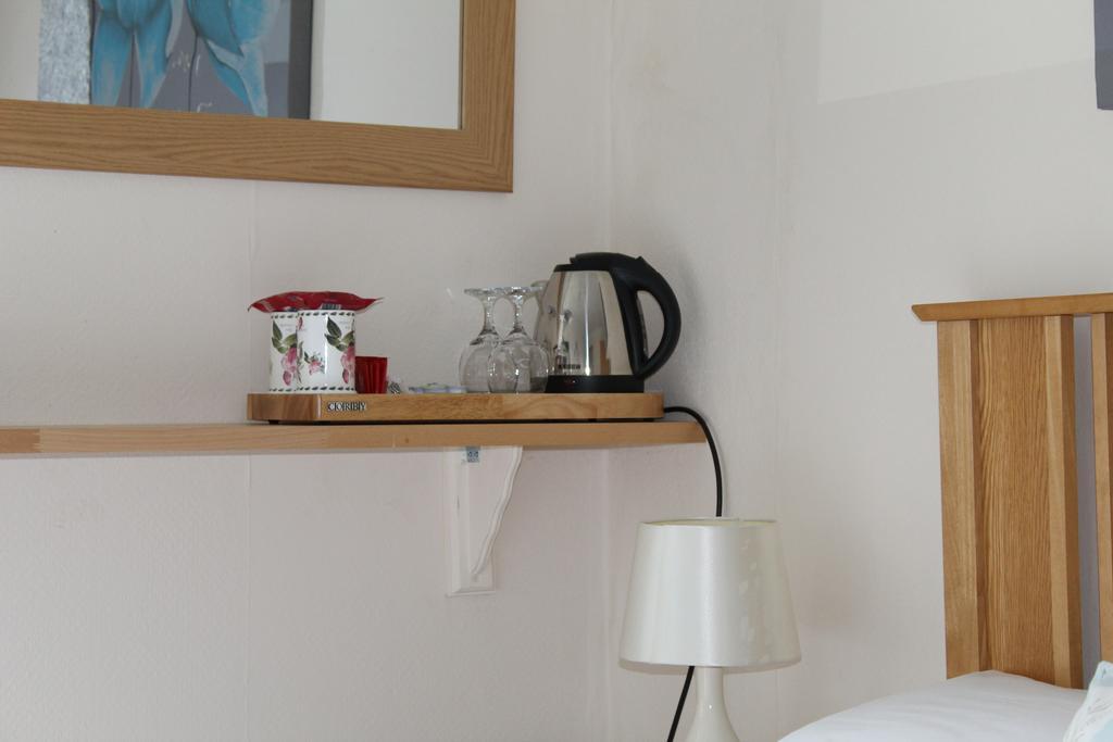 The Bay House Lake View Guest House - Adults Only Bowness-on-Windermere Szoba fotó