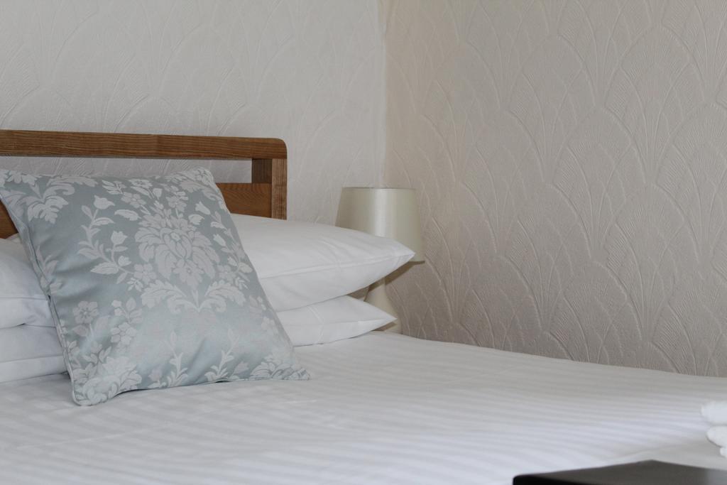 The Bay House Lake View Guest House - Adults Only Bowness-on-Windermere Szoba fotó