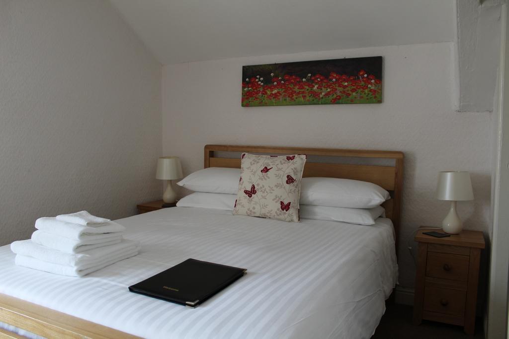 The Bay House Lake View Guest House - Adults Only Bowness-on-Windermere Szoba fotó